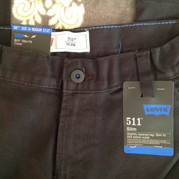 Levi's‼️ - Picture 4 of 7